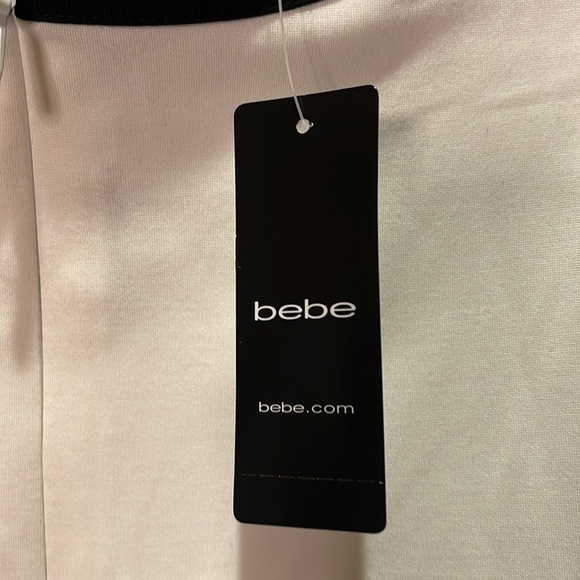 No.237 ✨ NWT BEBE Color-block Ponte V-neck Dress ✨ - Picture 10 of 14